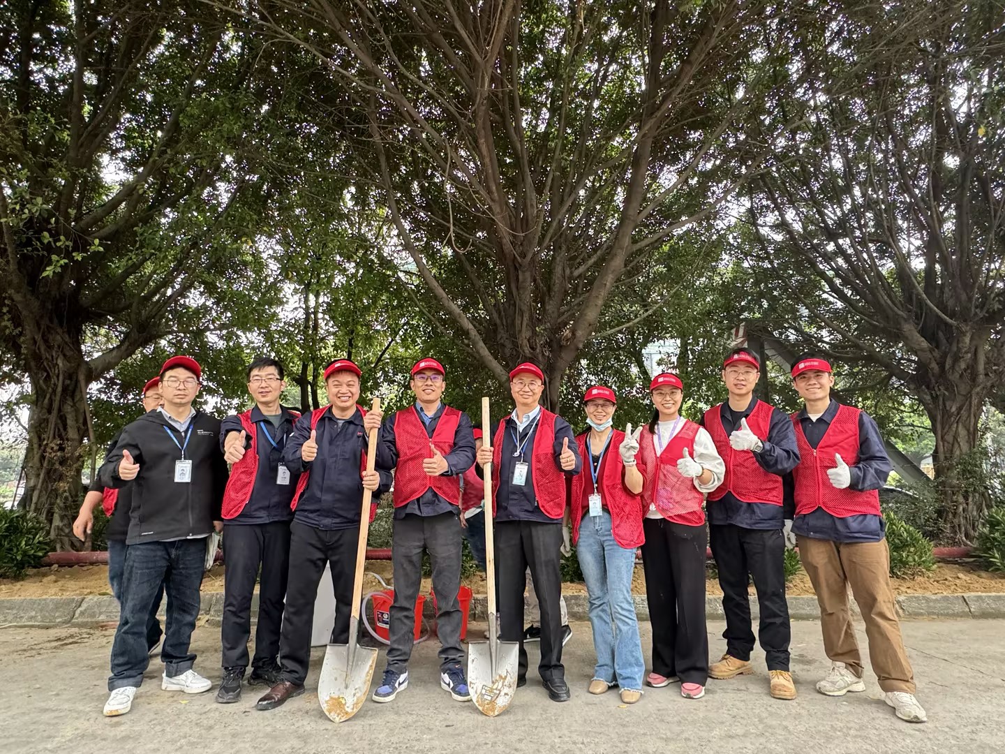 2024年尊龙凯时科技植一抹新绿 寄一份希望植树节